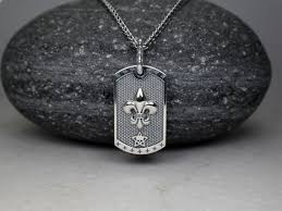 Collier Fleur de Lis