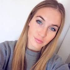 Erin Prout's Instagram, Twitter & Facebook