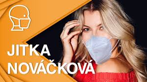 Jalkapallomaajoukkueen kapteeni tim sparv ja puoliso, vuoden 2011 miss tšekki jitka nováčková saapuivat tyylikkäinä linnaan. Jitka Novackova Pritelovi Ukazuji Jak Jsou Cesi Skveli Danove Nemaji Duvod Porusovat Predpisy Youtube