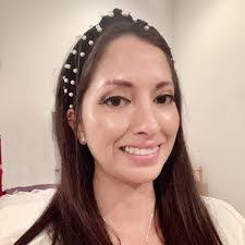 Daniela Bustos's Instagram, Twitter & Facebook