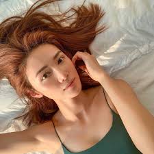 晨曦光廊 sun of morning | 休息站的人們 people at the rest stop (official music video). å€ªæ™¨æ›¦å…'å­å‡ºä¸–11æ—¥æ¯›é«®é‡é©šäººæ»¿ä½ˆèƒŽæ¯›ç²å° å°æ¯›å­© é¦™æ¸¯01 å³æ™‚å¨›æ¨‚