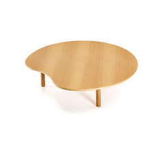 A beautifully formed oval table in laminated oak, organically shaped with turned up curving edges. Low Organic Table Designer Furniture Architonic