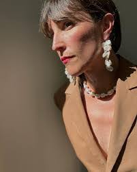 Maxine Sutton's Instagram, Twitter & Facebook