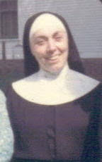 Elizabeth Coderre's Instagram, Twitter & Facebook