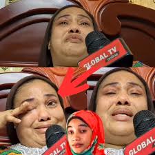 HUJAFA hujaumbika nawasikitikia wanao mcomentia VIBAYA huyu dada eti ana  penda kujiliza kama hujakututwa na mitihani ya dunia tema mate chini bado  unaishi pole dear Wastara Part 3