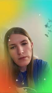 Bethany Warren's Instagram, Twitter & Facebook