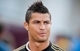 Bunun yanısıra kısa saç modellerini tercih ettiği de olmuştur. Cristiano Ronaldo Net Worth In Detail How Rich Is An Athlete