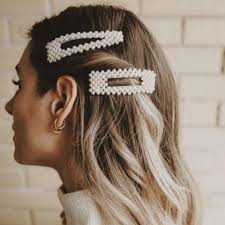 Pricing for these clips can range from $3 to $300. Ins Korean Fashion Headwear Large Pearl Hair Clip Hair Pin Hair Accessories Shopee Malaysia
