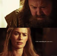 Je me suis toujours demandé, quand Cersei a demandé à Robert s'il avait  déjà ressenti de l'amour pour elle, et qu'il a dit "oui", les choses se  seraient-elles passées différemment ? L'aurait-elle