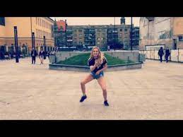 #real #sexy #ebony #babe #mzansi #ujana #bouzen% real. White Girls Dancing To African Music Youtube