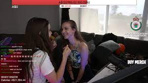 Loserfruit (Lufu) Kisses Fassfy on stream! Hot! - YouTube