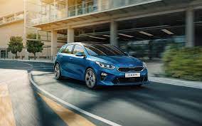 download wallpapers kia ceed 2018 new ceed 2018 blue hatchback front view blue ceed 2019 kia 4k besthqwallpapers com carros de familia kia motors saveiro rebaixado