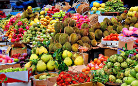 The climate here contributes to a great abundance, so that some types of fruits can be found only here and nowhere else. 12 Must Try Tropical Fruits When You Visit Thailand