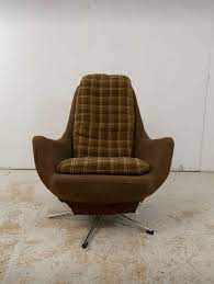 Homeadvisor's furnishings upholstery cost information lists costs related to hiring somebody to upholster a sofa, chair, and so forth., as reported by homeadvisor clients. Im Going To Be Reupholstering An Egg Chair And Would Like Pointing In The Right Direction Not Sure What Type Of Material Stitching To Use This Will Be My First Reupholstering Project So
