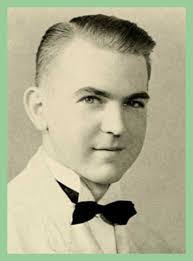 Robert Updegrove's Instagram, Twitter & Facebook