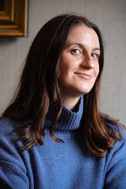 Lisa Mcnamee's Instagram, Twitter & Facebook