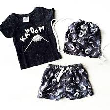 Rein In Die Badehose Tshirt Dazu Und Schon Gehts Ab An Den Pool Dieses Outfit Haben Wir Nur Mehr Einmal In 62 68 Und Die Badehose In 2020 Swimwear Fashion Trunks