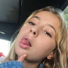 eve simone (evexsimone)