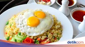 Resep dan cara membuat nasi goreng seafood, jawa, sederhana, kampung, telur, kambing, spesial restoran, mawut, rumahan. Yuk Bikin Nasi Goreng Enak Buat Suami Ini 4 Pilihannya