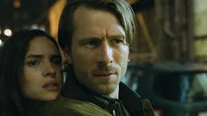 After Seeing Glen Powell's Hit Man On The Big Screen, Netflix Needs To Put  Its Movies In Theaters Longer