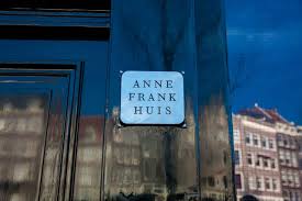 Das anne frank haus ist einer der bekanntesten und meistbesuchten orte in amsterdam (häufiger fehler ist, dass die leute denken. Anne Frank Haus Eintrittspreise 2021 Hallo Amsterdam
