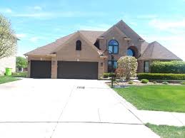 You can hire a professional painter to either do interior painting or exterior painting work. Residential Painting Services Chesterfield Twp Mi Lrm Painting