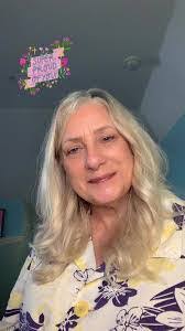 Lynne Barney's Instagram, Twitter & Facebook