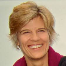 Sheila Henderson's Instagram, Twitter & Facebook