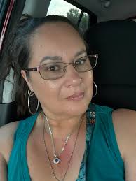 Introducing yourself and sharing a photo is a great way to start connecting  with the group. Since the original post is in the first