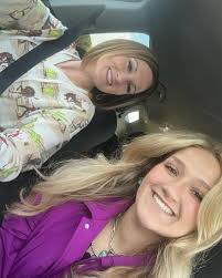 Cindy Lou 🖤🦓🪩 “But as for you, be strong and do not give up, for your  work will be rewarded”- 2 chronicles 15:7