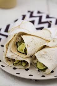 Vegetarische Wraps Mit Hummus Zucchini Und Feta Tulpentag Foodblog Vegetarische Wraps Rezepte Vegetarisch