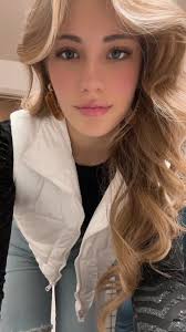 Bailey Bobbitt (@baileybobbitt)