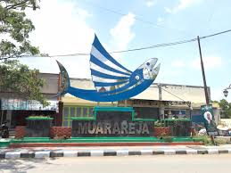 Beginilah proses atau cara memasak ikan marlin yang biasa masyarakat indonesia menyebutnya ikan indosiar, yang ditangkap. Infotegal Ikan Indosiar Masih Setia Menemani Warga Facebook