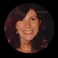 Nancy Tavarez's Instagram, Twitter & Facebook