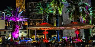 Hier auf dieser pinnwand möchten wir ihnen gerne split als urlaubsdestination vorstellen, wir hoffen dass. Nachtleben In Split Die Besten Bars Und Clubs Lust Auf Kroatien De