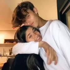 Image result for tbn:Ao0Usy--_pPGEM::www.mekshat.com/pix/upload/images49/mk42658_houssparrow.jpg