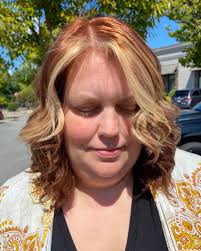 Cowboy Copper with Blonde Money Piece #solasalons_otac  #edgewatermdhairstylist #redkenshadeseq #redkencolor #redkenflashlift  #annapolismdhairstylist #dmvhairstylist #cowboycoppertrend  #blondemoneypieceoncopperhair #southernmdhairstylist