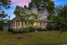 C 1904 Victorian Queen Anne For Sale In Elizabeth City North Carolina Oldhouses Com Elizabeth City Queen Anne Victorian Homes