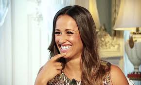 Com essa idade já tens este talento monstruoso, nem quero imaginar daqui a uns anos! Rita Pereira Sobre Angelico Nunca Nos Separamos