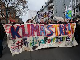 Vaizdo rezultatas pagal uÅ¾klausÄ âFriday For Future protestâ