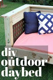 Handwoven over a powdercoated aluminum frame, the canopy. Outdoor Daybed Diy Project Perfect Outdoor Sofa And Daybed