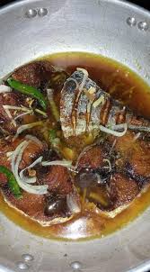 Tambahkan garam gula, tunggu mendidih lalu masukkan ikan, masak sampai ikan matang. Ikan Tongkol Masak Asam Air Tangan Bonda