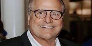 From Val Gene's to Cafe 501, Pete Holloway's legacy will endure