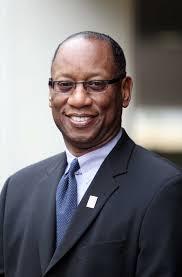 Hall's focus, tenacity come into play in run for mayor