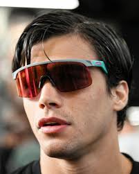 brockjarvis_ sporting a new look at today's media workout in Redfern. .  #ozboxing #boxing #ThurmanJarvis