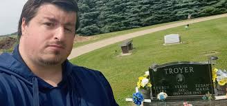 For you early punk rock aficionados, this is the grave of D Boon, singer  and guitarist for The Minutemen. Their biggest hit was 'Corona' which was  the theme song for the MTV "