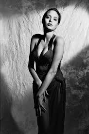 Rare Pictures Of Angelina Jolie Bollywood Forums Angelina Jolie Angelina Portrait