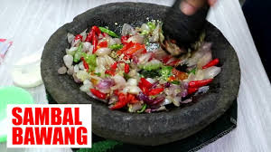 Cara membuat bumbu sambal bawang putih mentah. Cara Mudah Membuat Sambal Bawang Enak Youtube