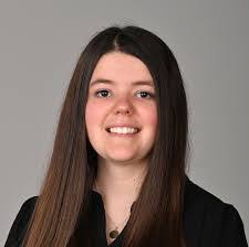 Alyssa Phelps's Instagram, Twitter & Facebook