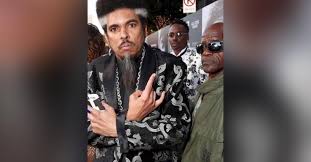 He was best known for the song the humpty dance, and helped launch the career of tupac shakur. Hjl5yg1nuqswnm